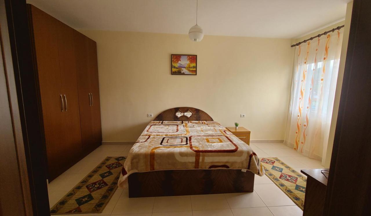 Lucky'S Apartment, A Place To Be Pogradec Ngoại thất bức ảnh